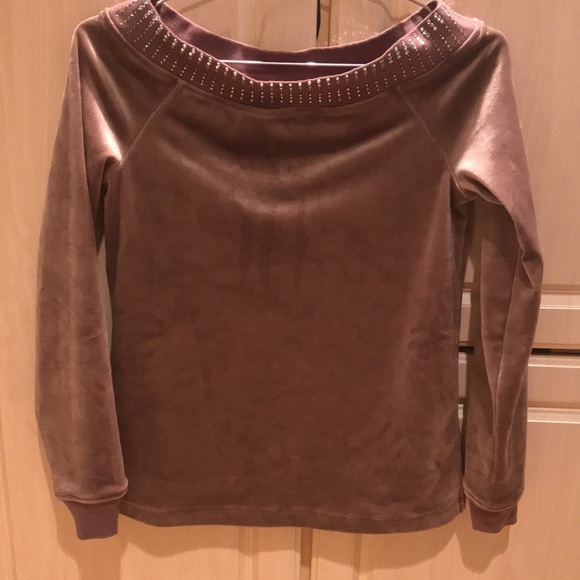Boston Proper NWOT off shoulder velour top - Picture 4 of 11